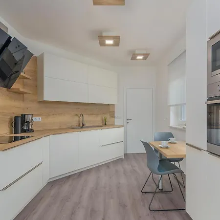 3 Bedroom In Holiday home